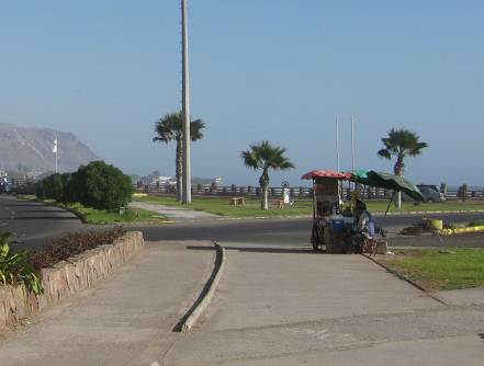 Alle zum Strand von Arica mit Verkaufsstand,
                    Nahaufnahme