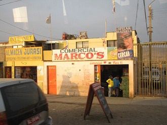 Tambo-Quemado-Allee, casas 03