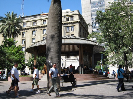 Plaza de Armas en Santiago de Chile,
                          pabell�n