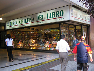 Calle Hu�rfanos, "Feria Chilena del
                Libro"