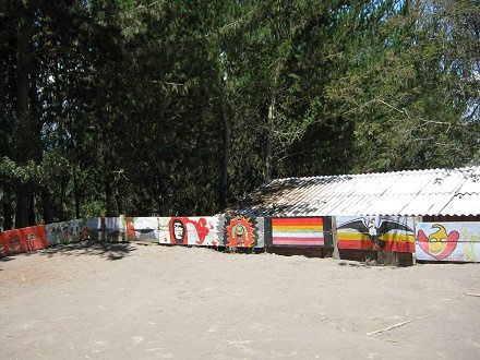 Sportplatz 04, bemalte Banden 03