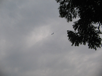 Guayaquil, Promenade 2000, Flugzeugstart
                        (02)