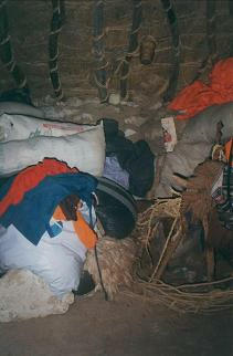 Dwelling house 03: clothe bags with clothes