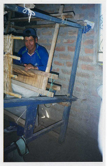 Trabajador al telar 06