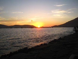 Puesta
                          del sol en la bah�a de Chimbote 02