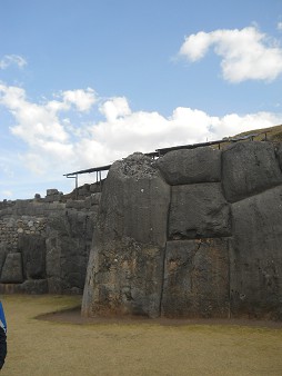 Cusco Sacsayhuam�n, gigantische Zickzackmauer 11