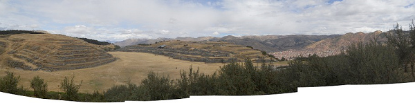 Vista de la
                                      fortaleza de Sacsayhuam�n 3km de
                                      Cusco, panorama