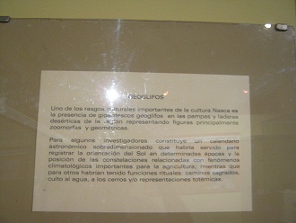 Text about geoglyphs and lines in the
                          region of Nazca in Spanish