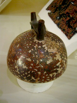 Ceramic bottle of Nazca culture
                                  with extraterrestrial (gods) with
                                  antenas on their heads 03