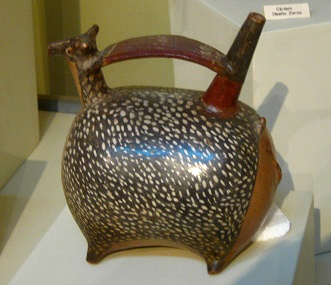 Ceramic bottle of Nazca culture in form
                            of a lama or a vicu�a