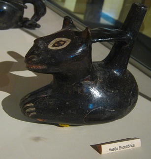 Ceramic can in form of a wild cat, close-up