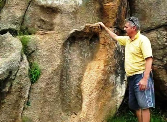 Imprenta de un
              pie de un gigante de 200 millones de a�os