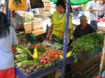 Marktstand mit Gem�seauswahl 02