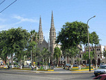 Jesus Maria: Kirche San Jos� mit Zentralpark