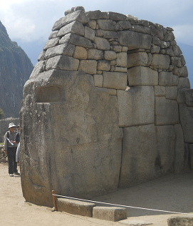 Templo de 3 ventanas, muro izquierdo completo