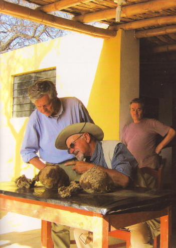 Dr. Giuseppe Orefici with
                colleagues