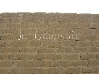 Strassenanschrift
                                  Kolumbienstrasse (jir�n Colombia),
                                  Nahaufnahme