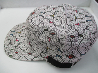 Kappe mit dem Design von Mutter Wasser, die
                schwarze Boa 05, Seitenansicht 02